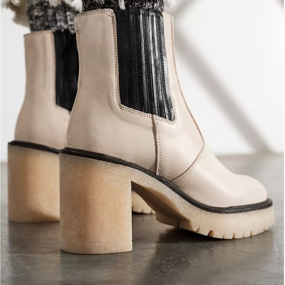 NIB $188 Free People James Chelsea White Boots 38.5 fits USA 8 or 8.5 Chunky NEW - Picture 3 of 17
